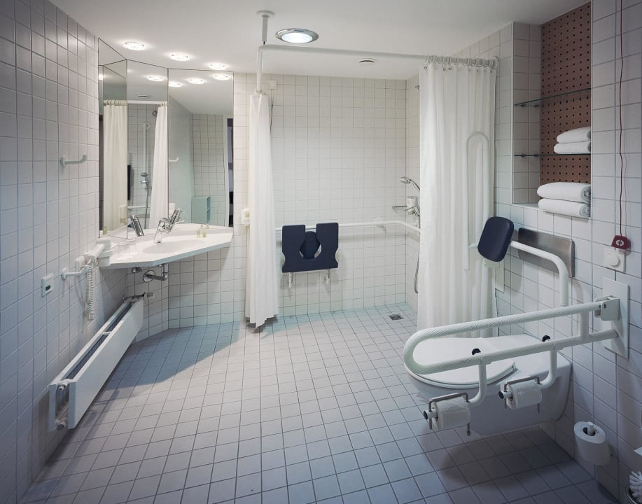 Barrierefreies Badezimmer Akademiehotel Dresden