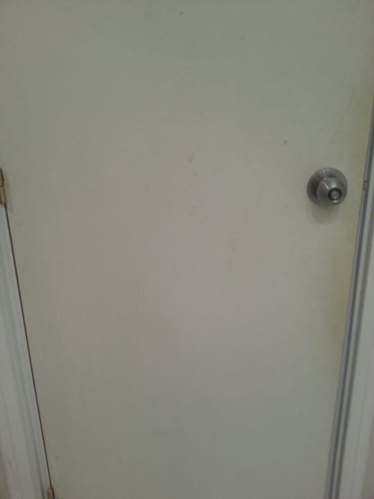 Schmutzige Badtür El Mouradi Club Kantaoui