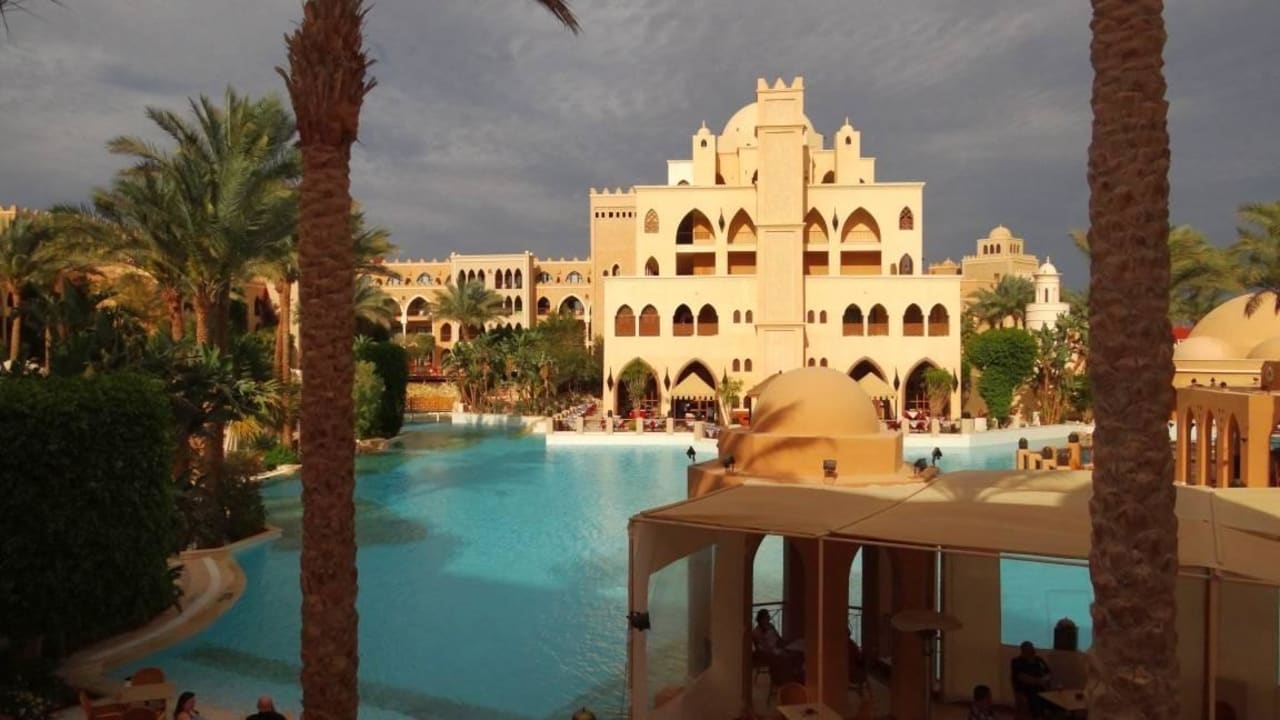 Ausblick von der Tanz-Bar-Aussen-Terrasse Makadi Palace