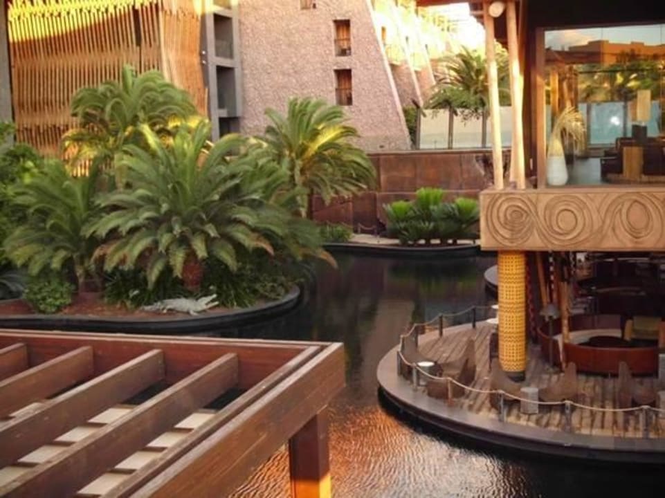 Von der Rezeption aus Lopesan Baobab Resort