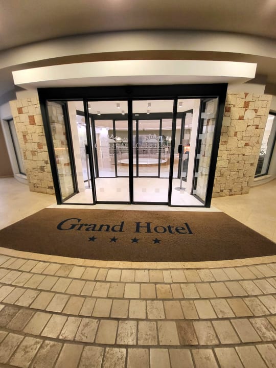 Lobby Grand Hotel Holiday Resort