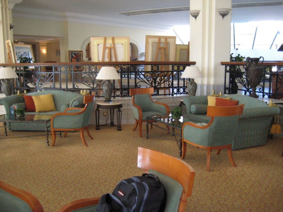 Teil der Lobby Hilton Malta