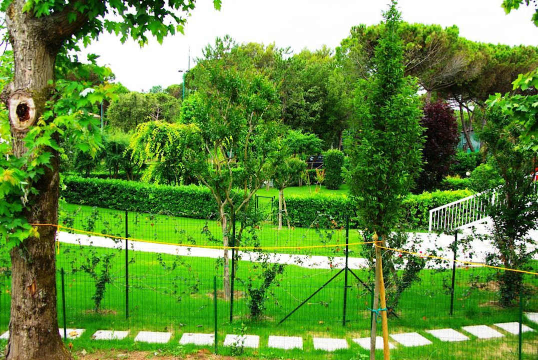 Der neue Zaun Villa Erica