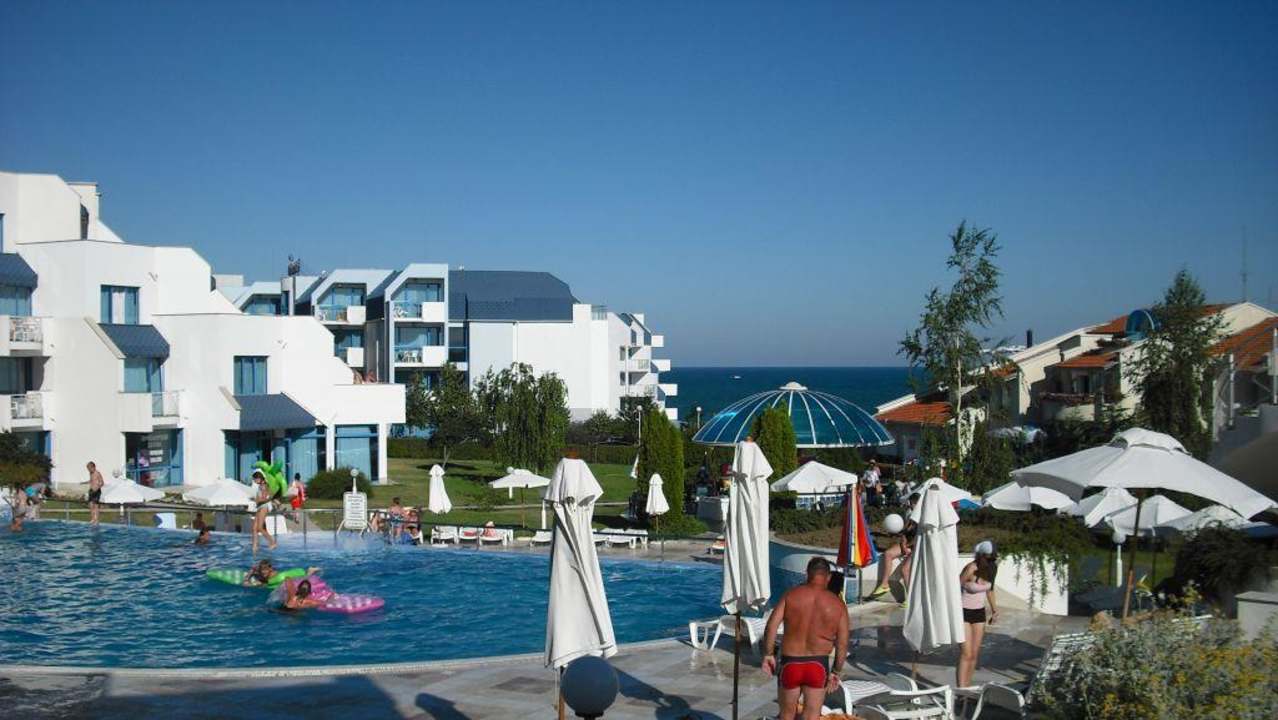 Blick vom Balkon  Sineva Park