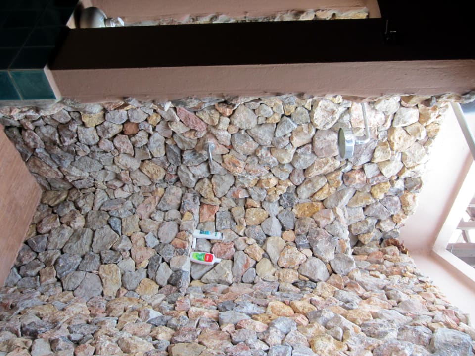 Außendusche The Fair House Beach Resort