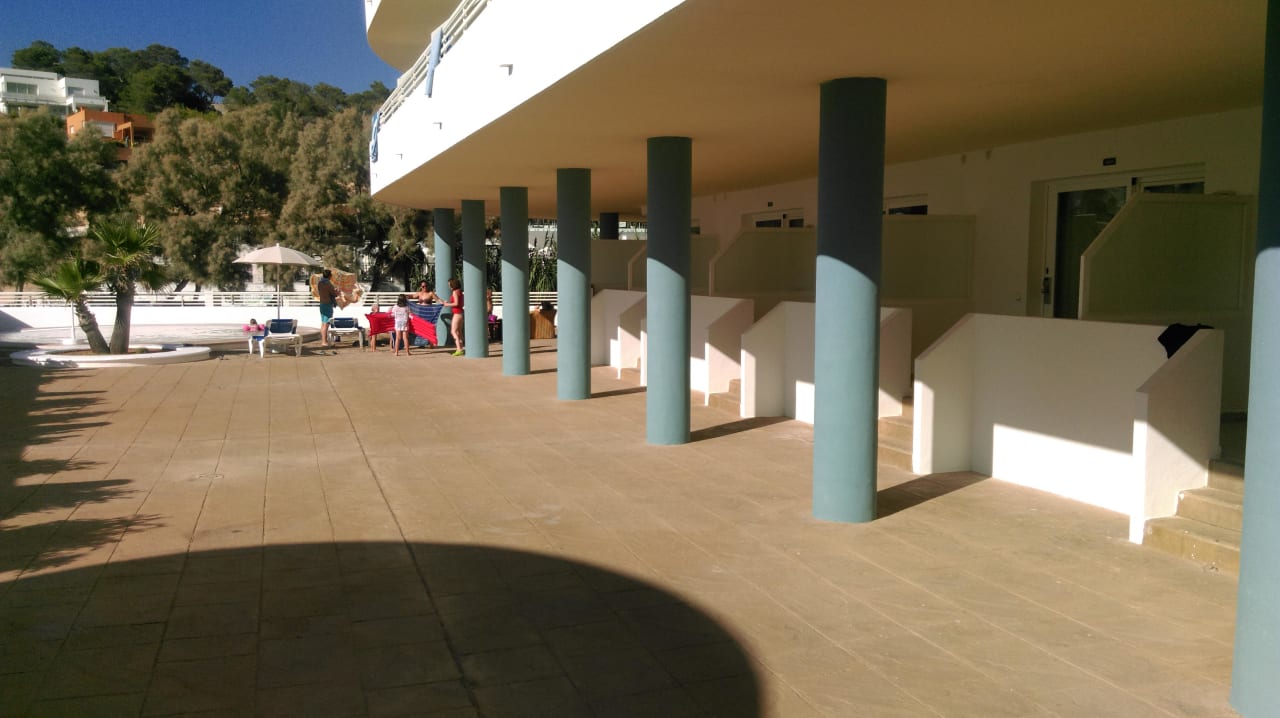 Nebengebäude teilren. Babypool ohne Sonnenschutz Insotel Club Tarida Playa