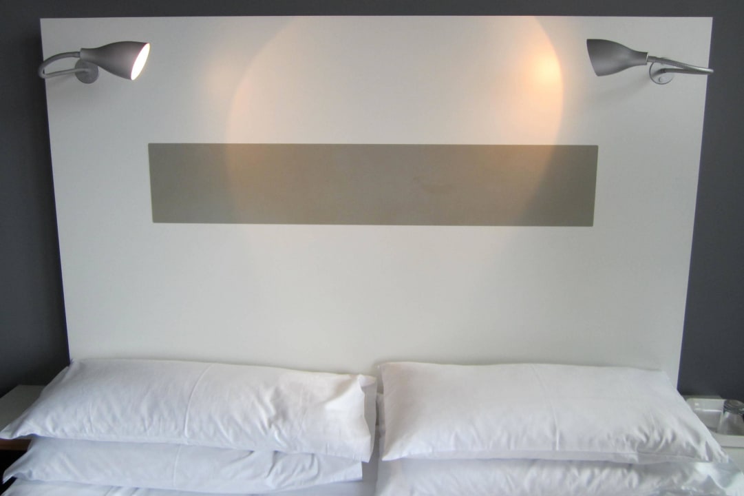 Unser Doppelbett Ku' Damm 101 Hotel