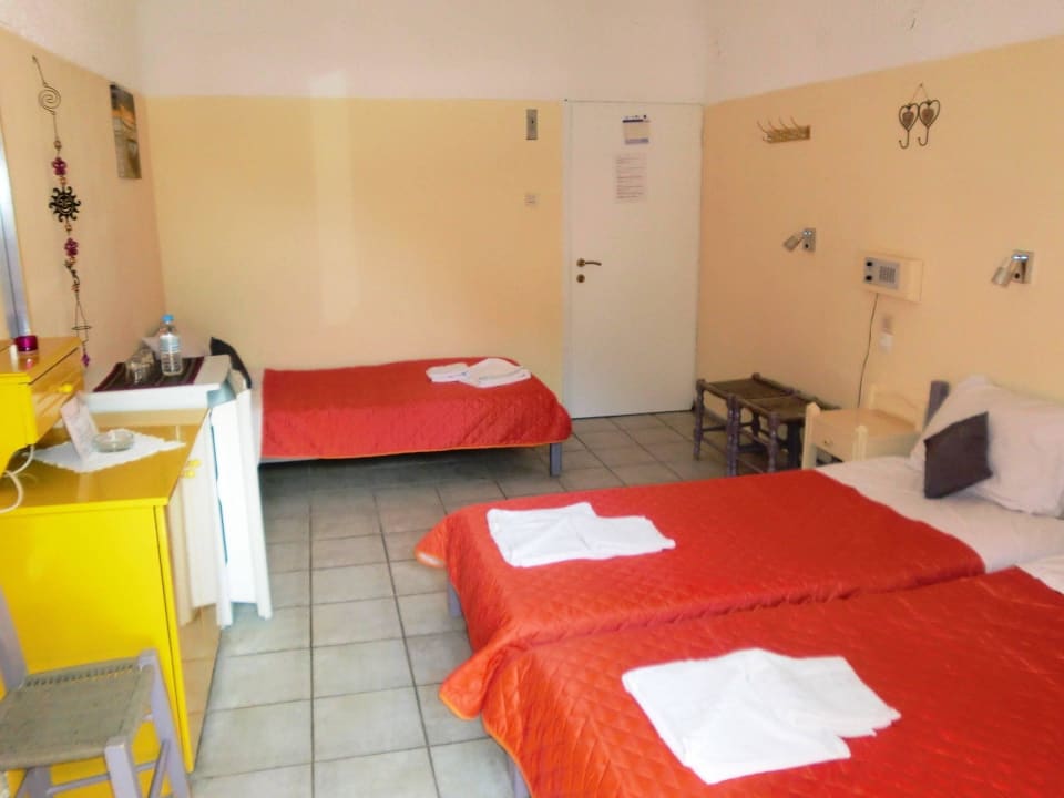 Dreibettzimmer neu 2016 Hotel Neos Matala