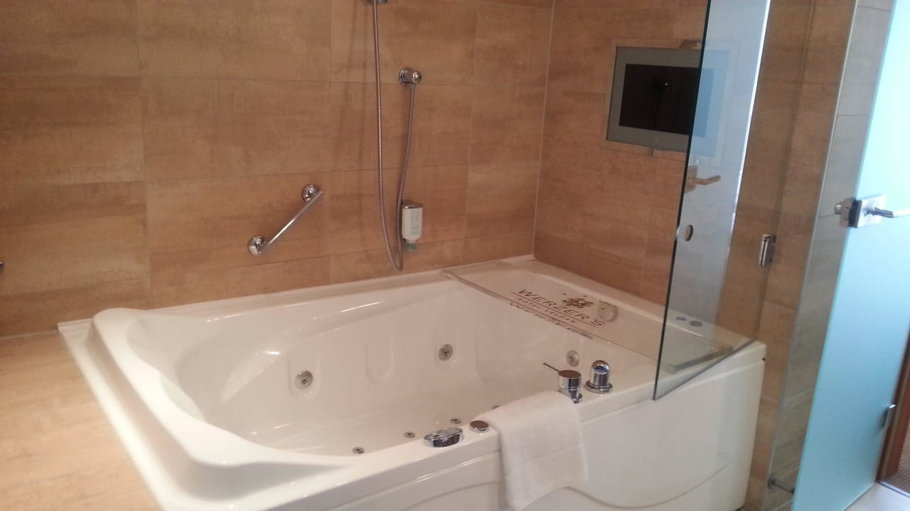 Whirlpool zum Erholen und fernsehen Seehotel Süd