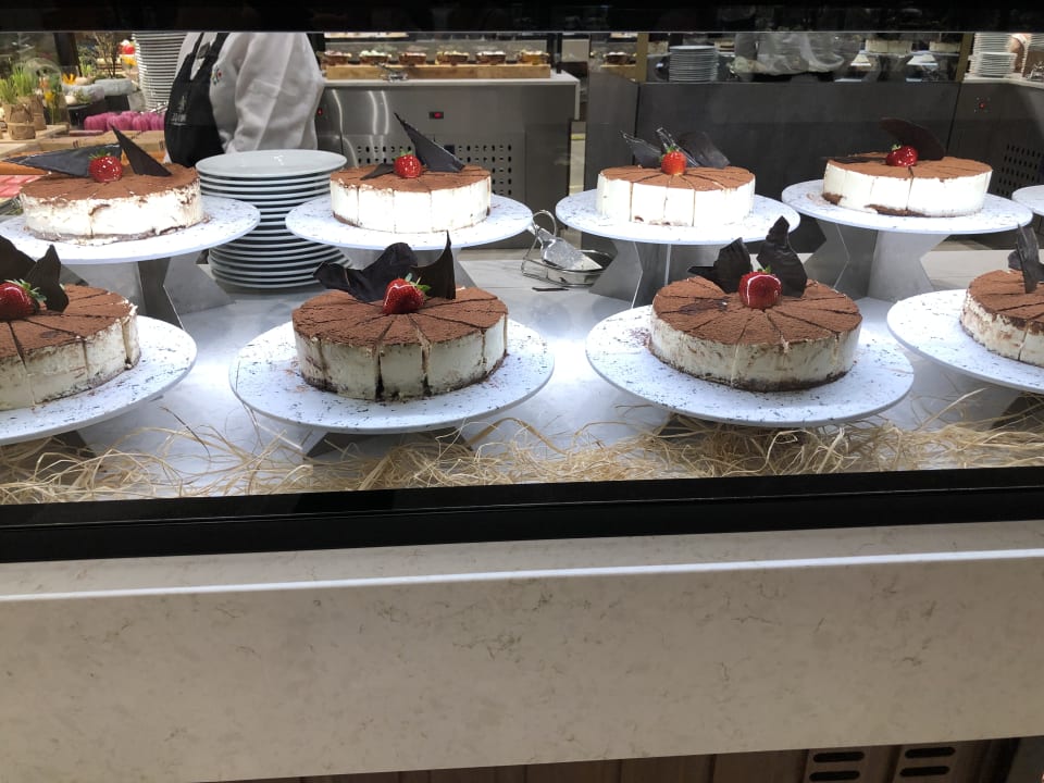 Gastro Hotel Miracle Resort