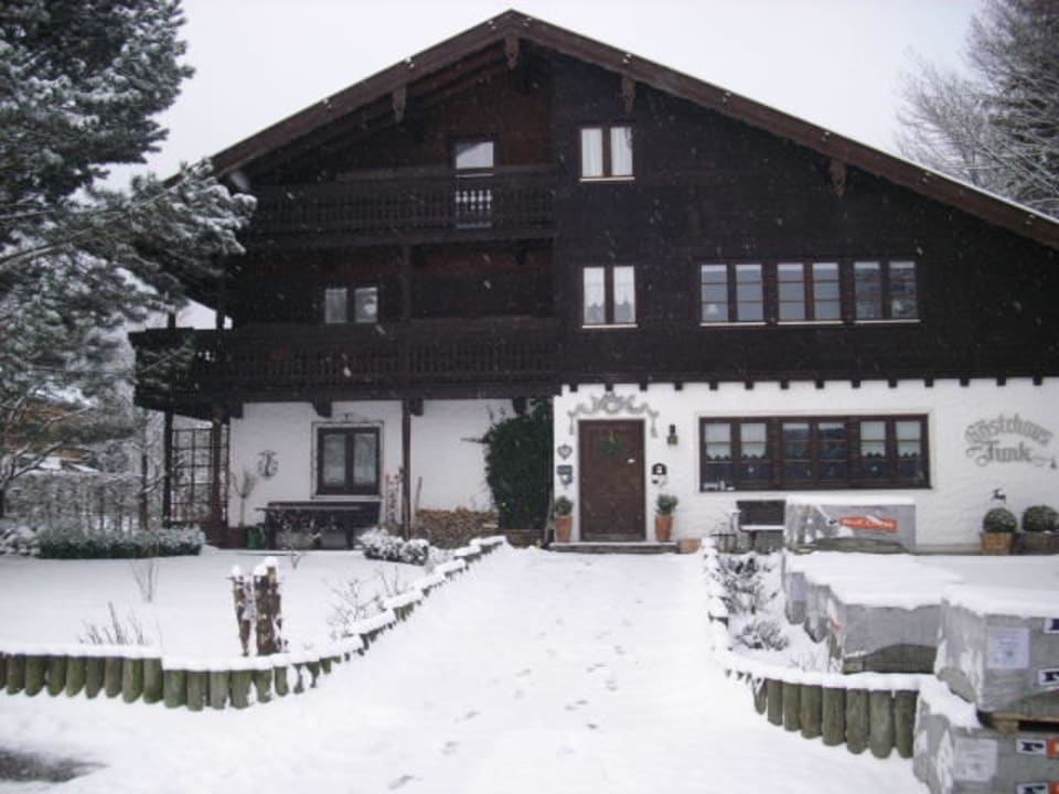 Eingang zum Gästehaus Funk Gästehaus Funk