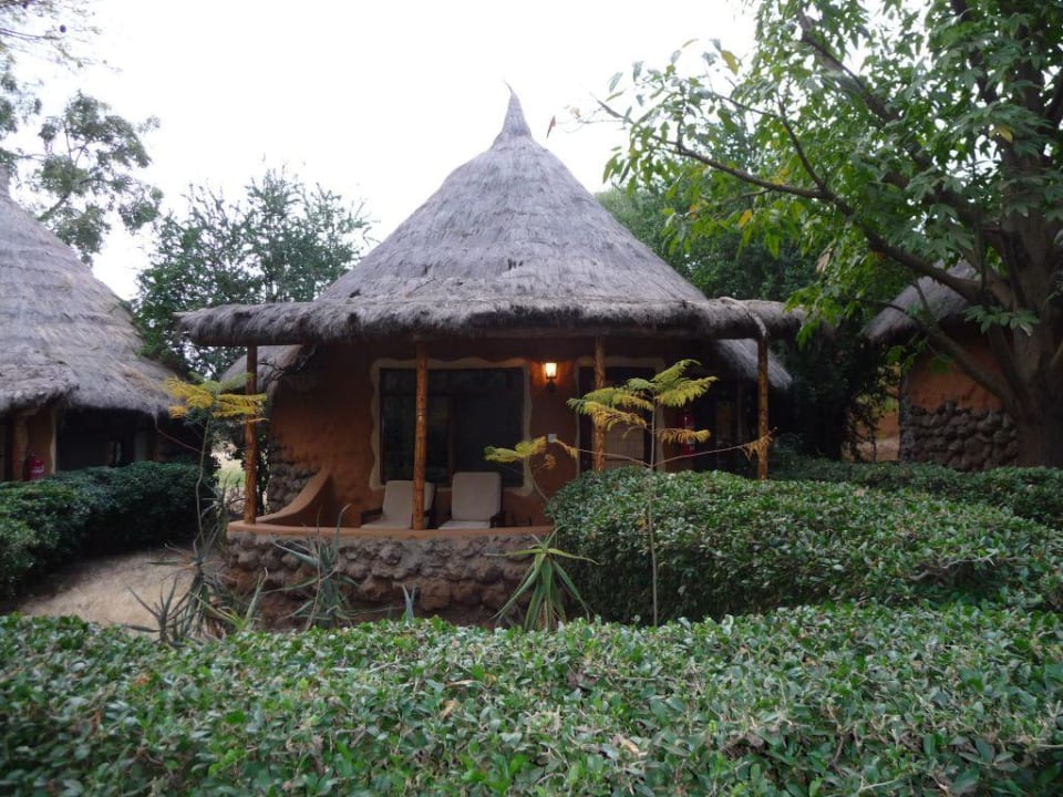Unser Bungalow Hotel Amboseli Sopa Lodge