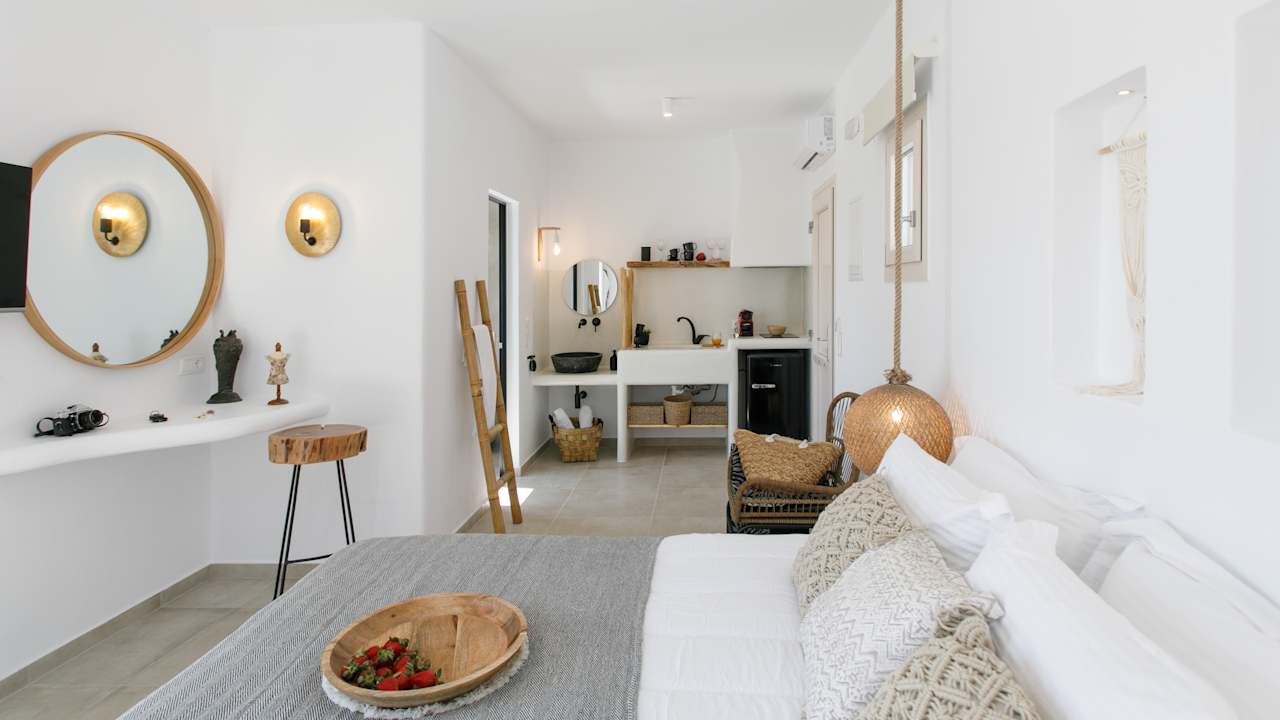 Zimmer Naxos Earth Suites