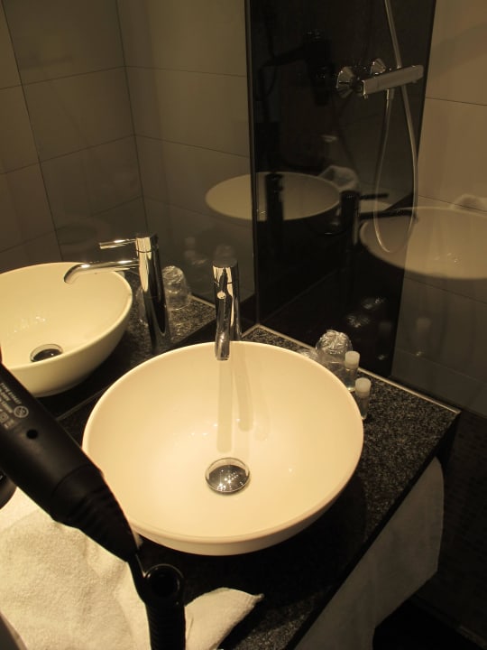 Badezimmer Motel One Wien-Prater