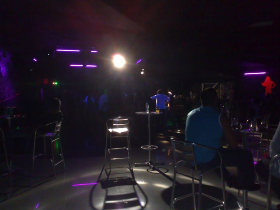 Disco, konnt man immer gut tanzen!Genug Platz  Hotel Turan Prince