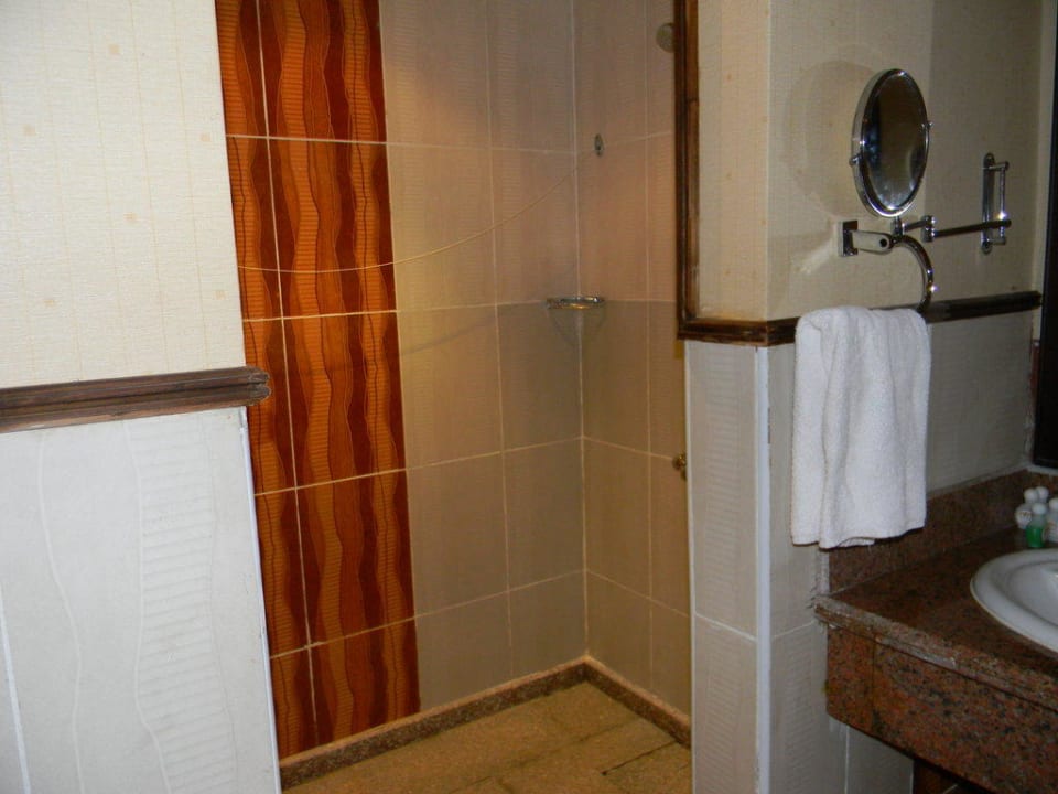 Bad Pickalbatros Alf Leila Wa Leila Resort - Neverland Hurghada