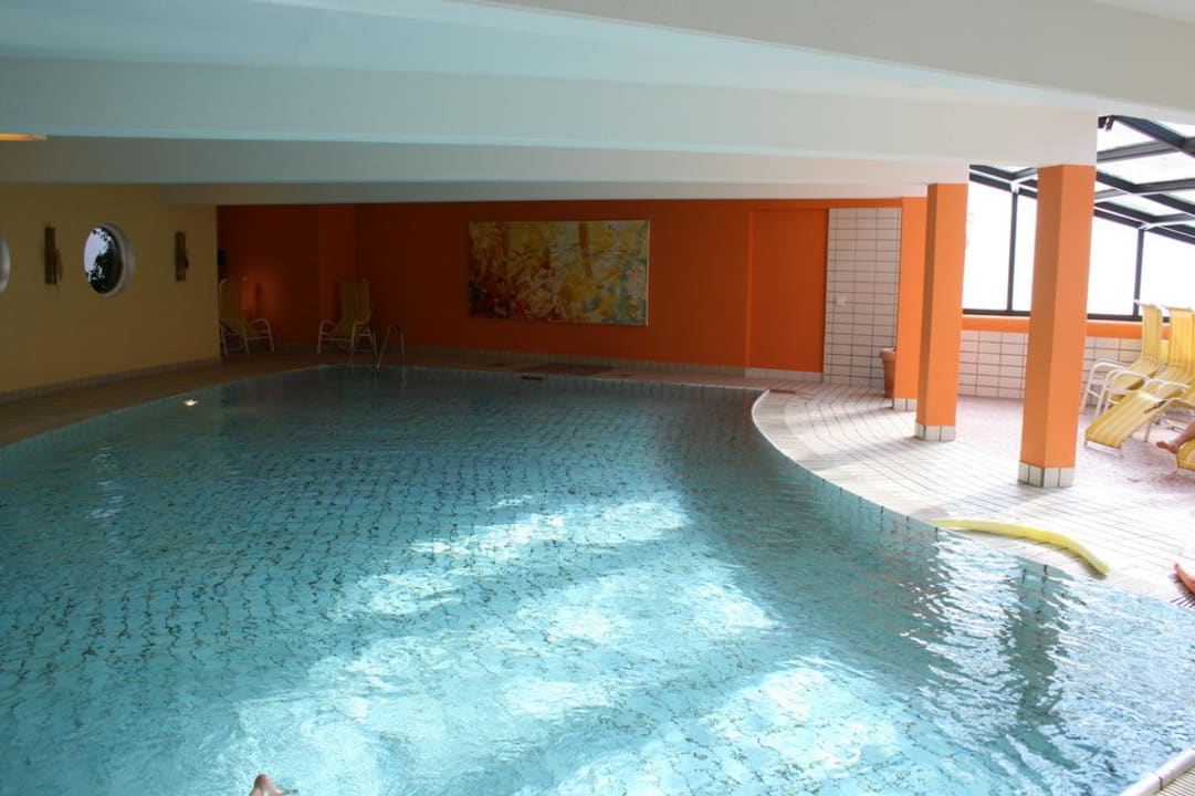 Innenpool Gut Wenghof - Family Resort