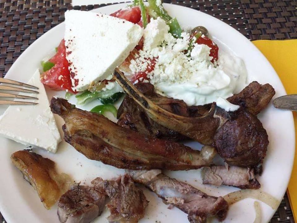 Repas Midi Apollonia Beach Resort & Spa