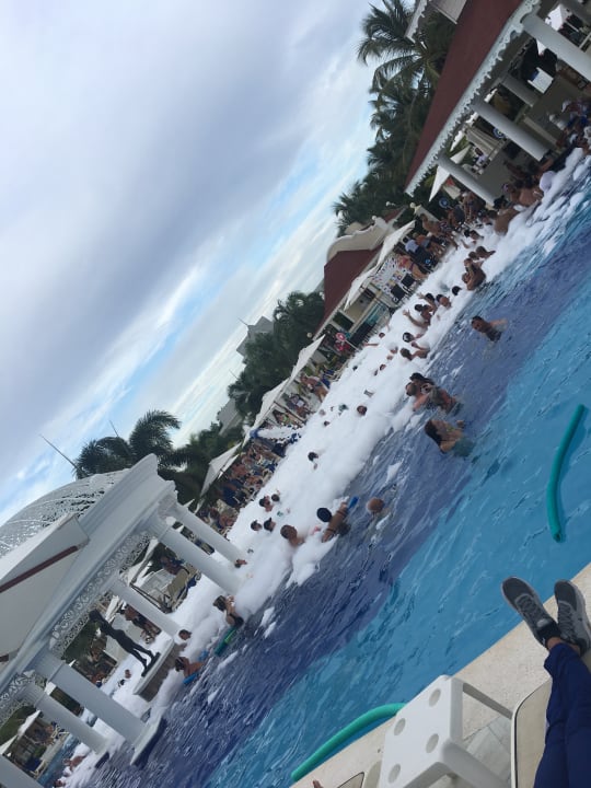 Pool Bahia Principe Grand Aquamarine