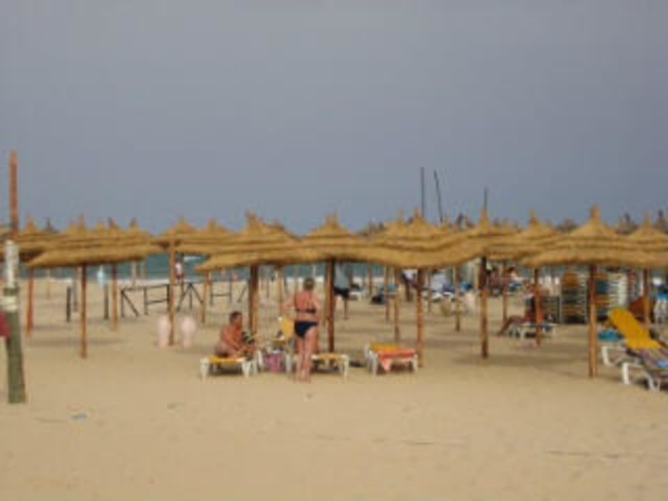 Strand Hotel Nesrine