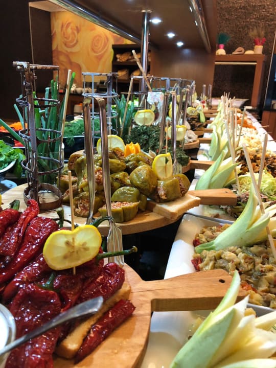 Gefühlt unbegrenzte Auswahl, Top!  Michell Hotel & Spa