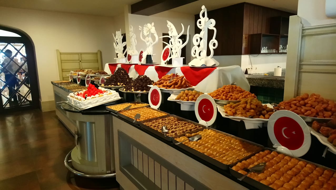 Gastro Starlight Resort Hotel