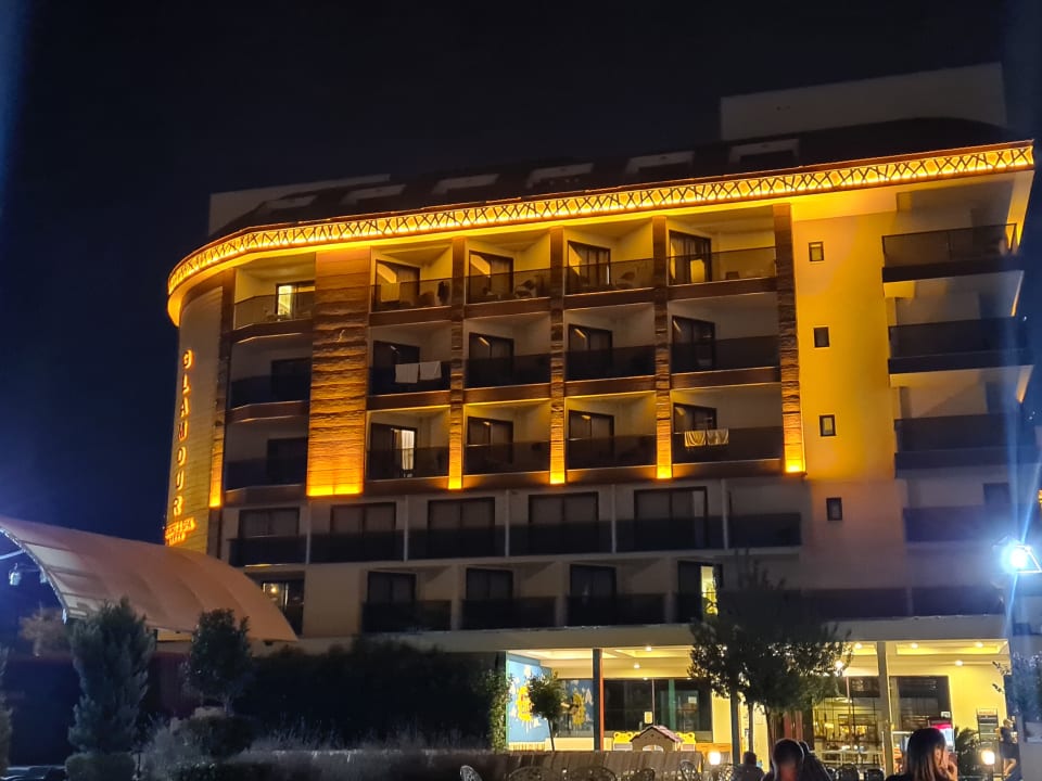 Außenansicht Glamour Resort & Spa