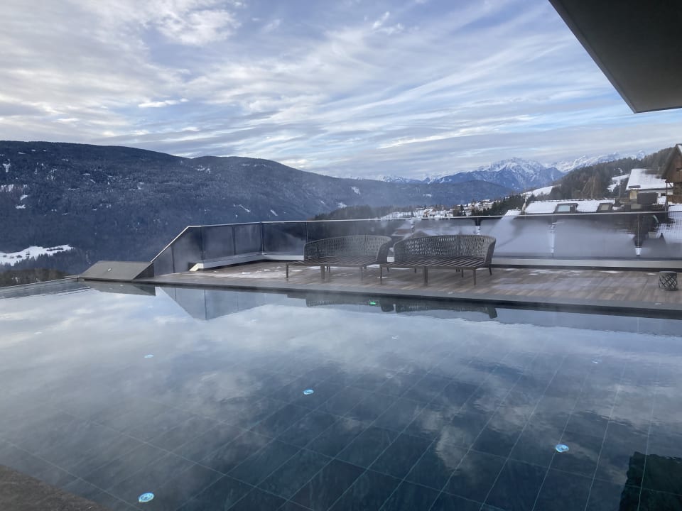 Pool Hotel Terentnerhof