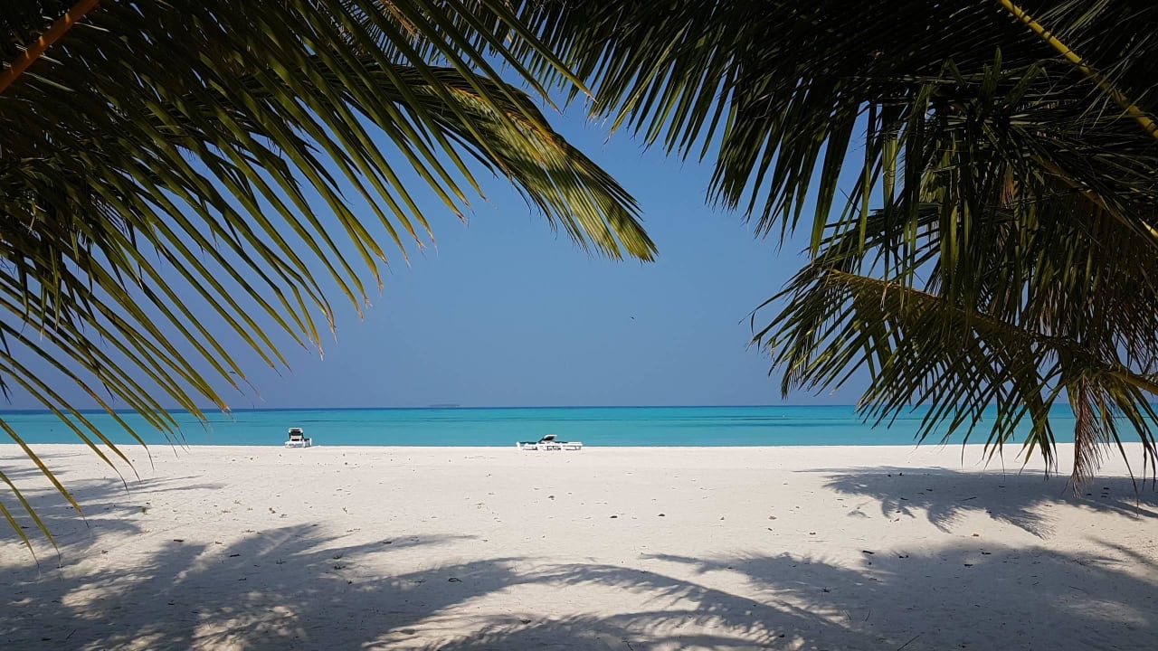 Tolle Ausblicke auf Meeru Island Meeru Maldives Resort Island