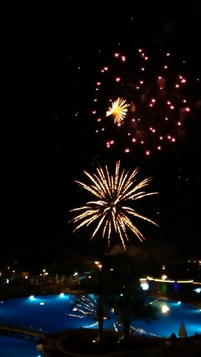 SENTIDO Night - Feuerwerk Hotel Turan Prince