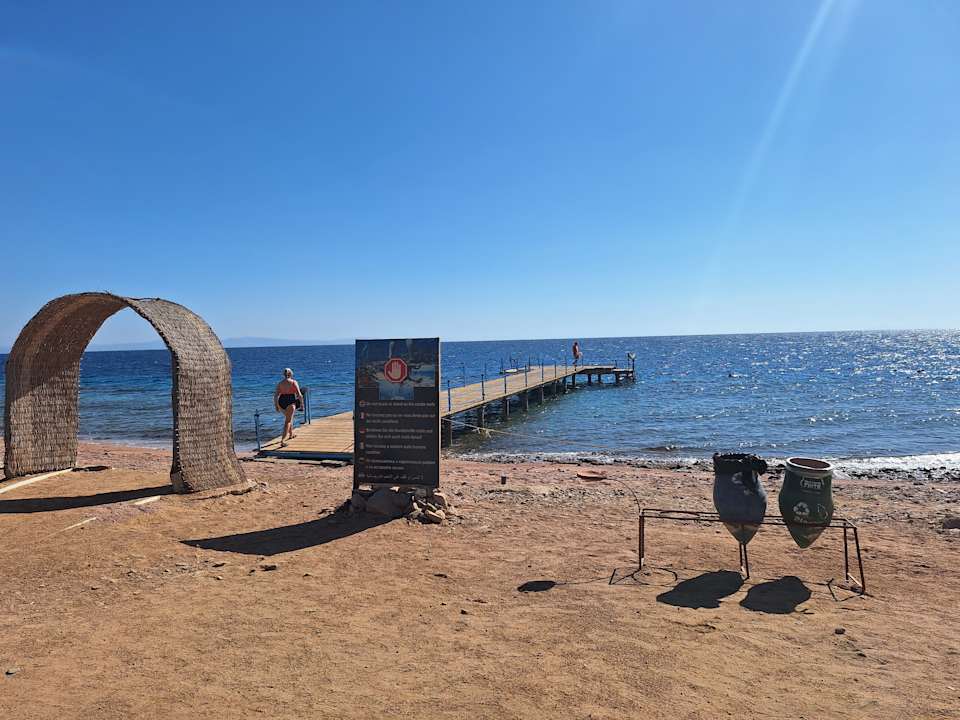 Strand Happy Life Village