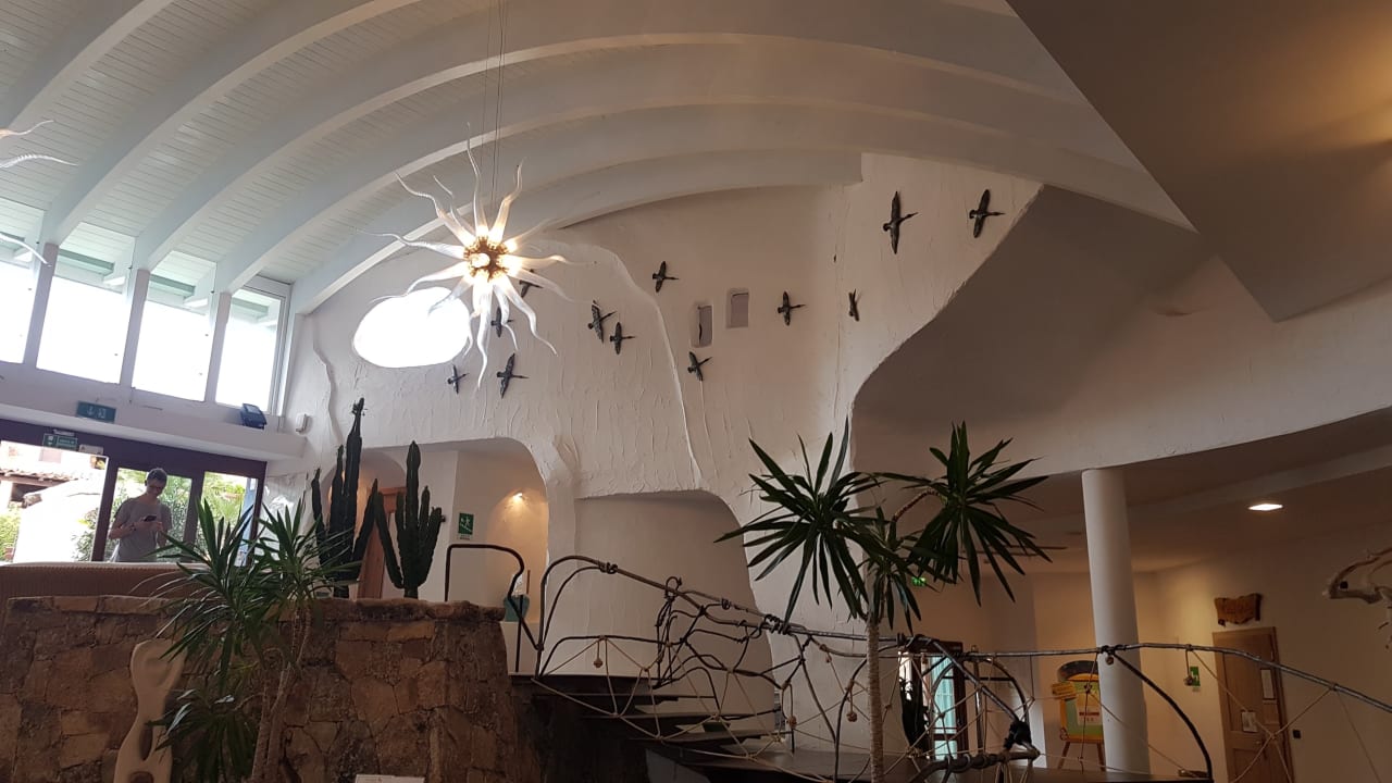 Lobby Hotel Resort & Spa Baia Caddinas