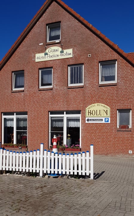 Außenansicht Hotel Pension Holum Garni