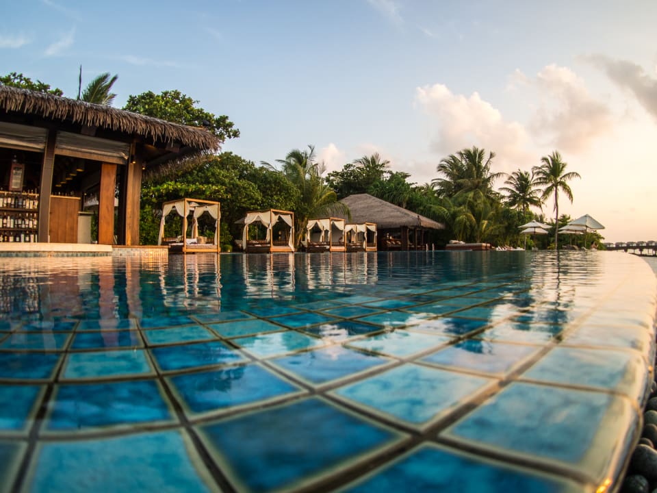 Pool The Residence Maldives