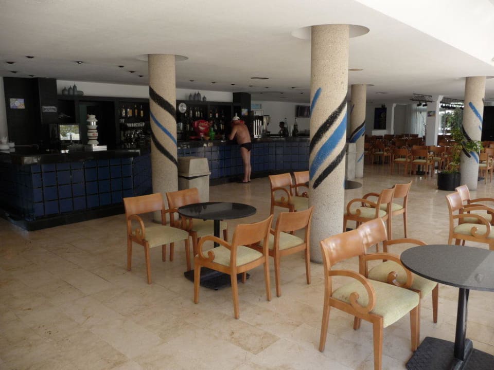 Bar Calimera Fido Gardens