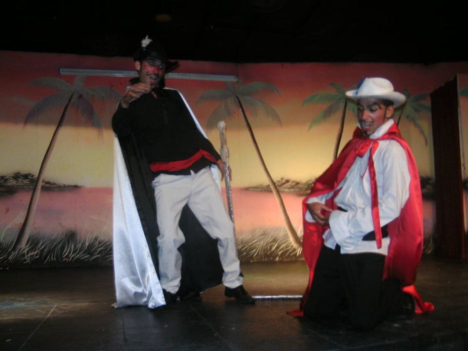 Animations-show Hane Family Resort