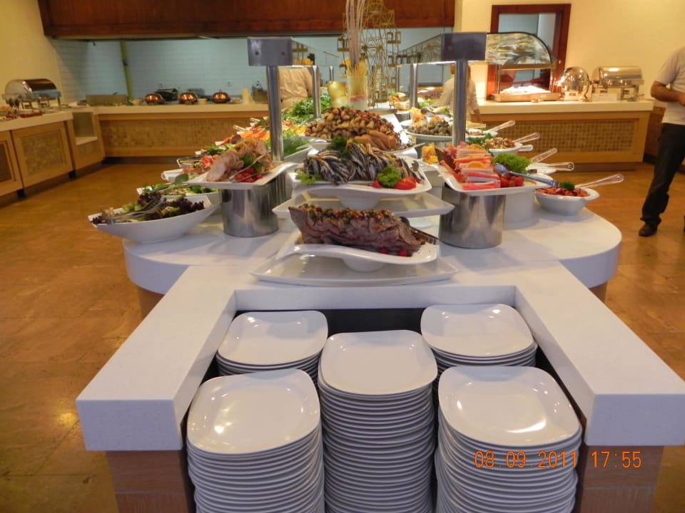 Food Ramada Plaza by Wyndham Antalya
