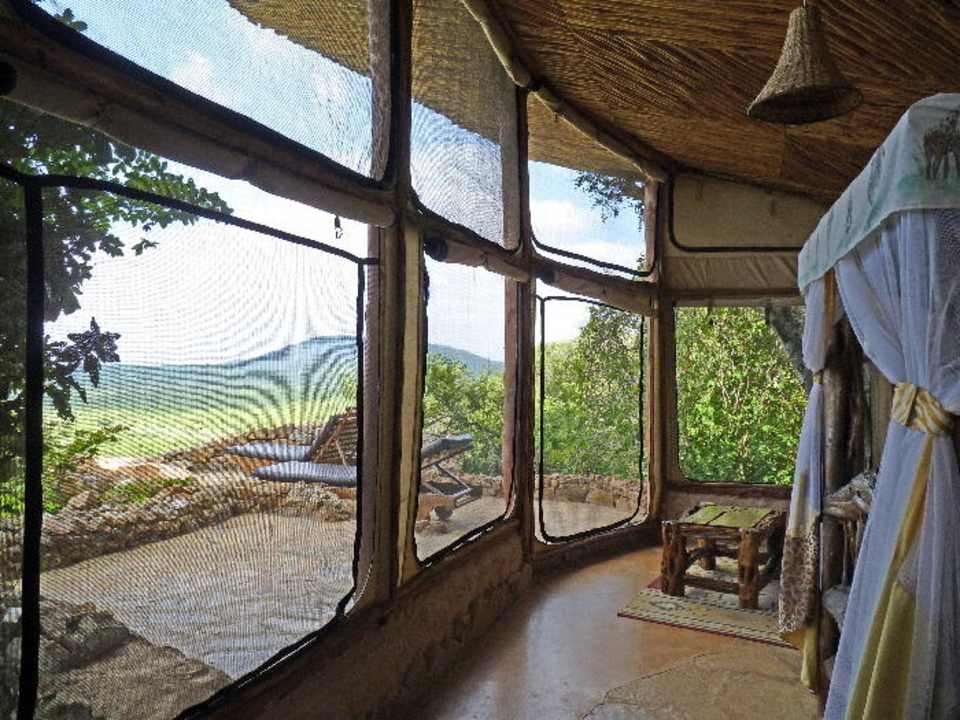 Die "offene" Wand des Rockrooms Rhino Valley Lodge