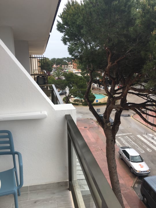 Blick zur Straße Guya Wave Hotel