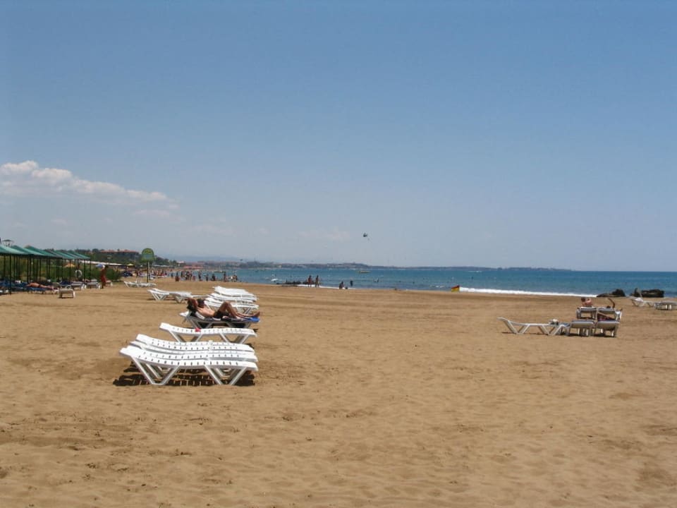 Feinsandiger Sandstrand VONRESORT Golden Coast