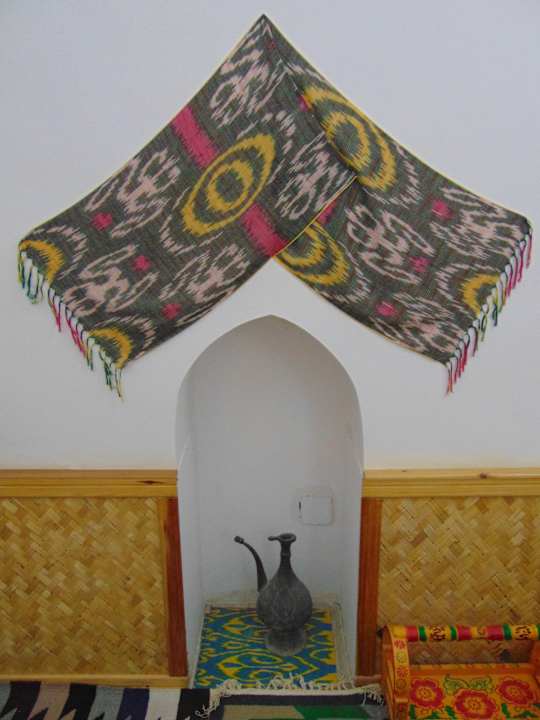 Zimmer Madrasah Polvon-Qori Boutique