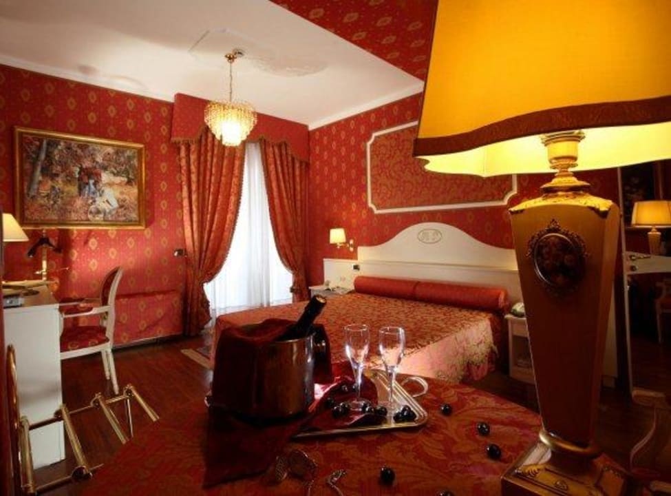 Presidential Suite Hotel Palace