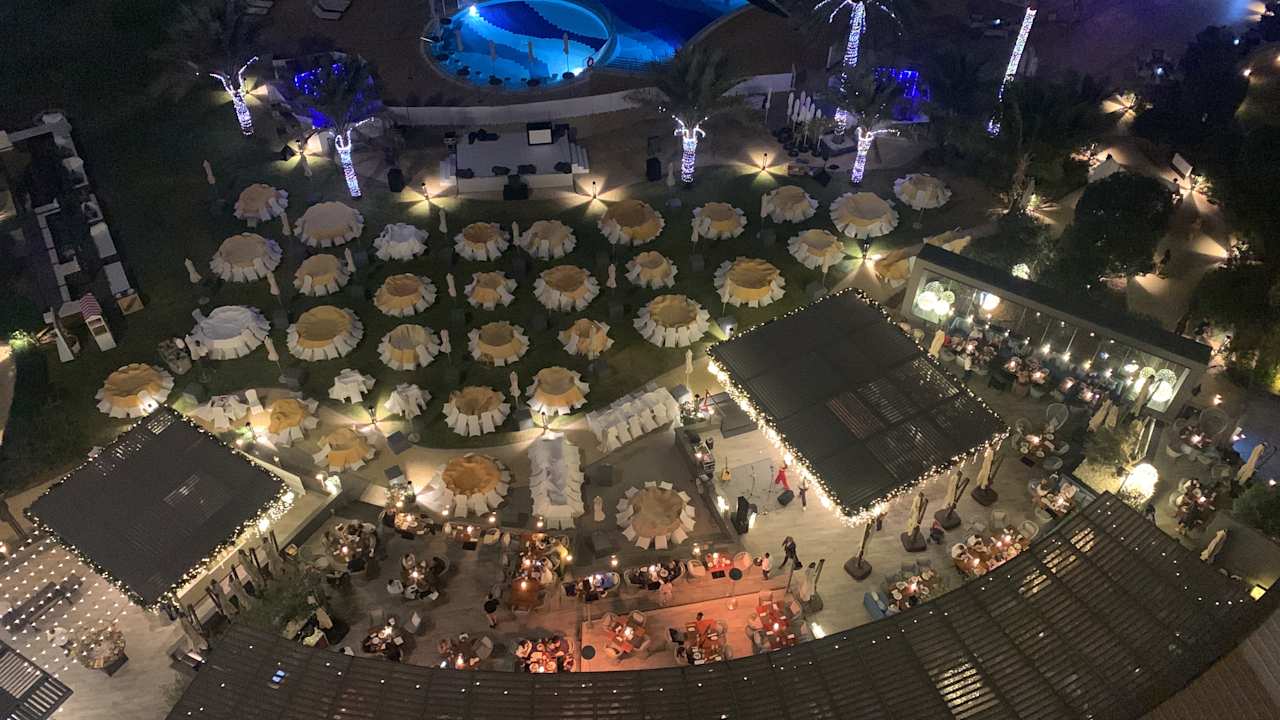 Pool Le Royal Méridien Beach Resort & Spa Dubai