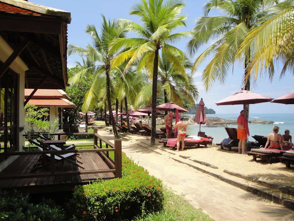 Strandweg zur Poolanlage Khaolak Laguna Resort