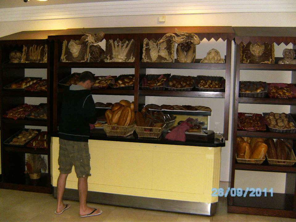 Brot und Brötchenauswahl Sealife Buket Resort & Beach