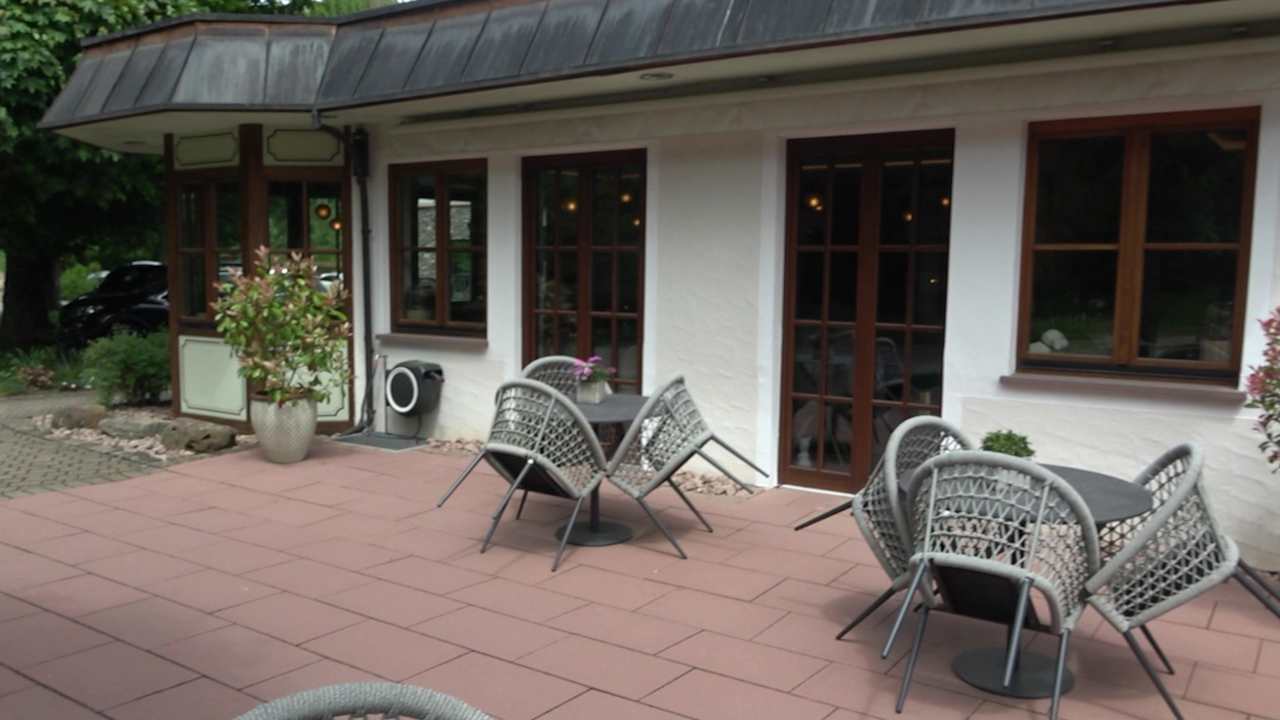 Außenansicht Hotel Grüner Wald