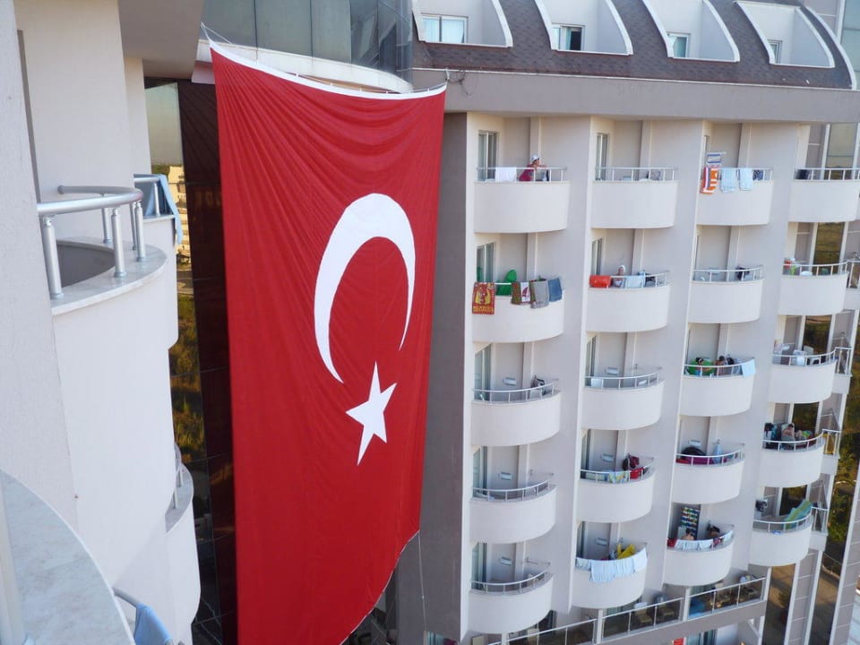 Hotel  Saturn Palace Resort Hotel