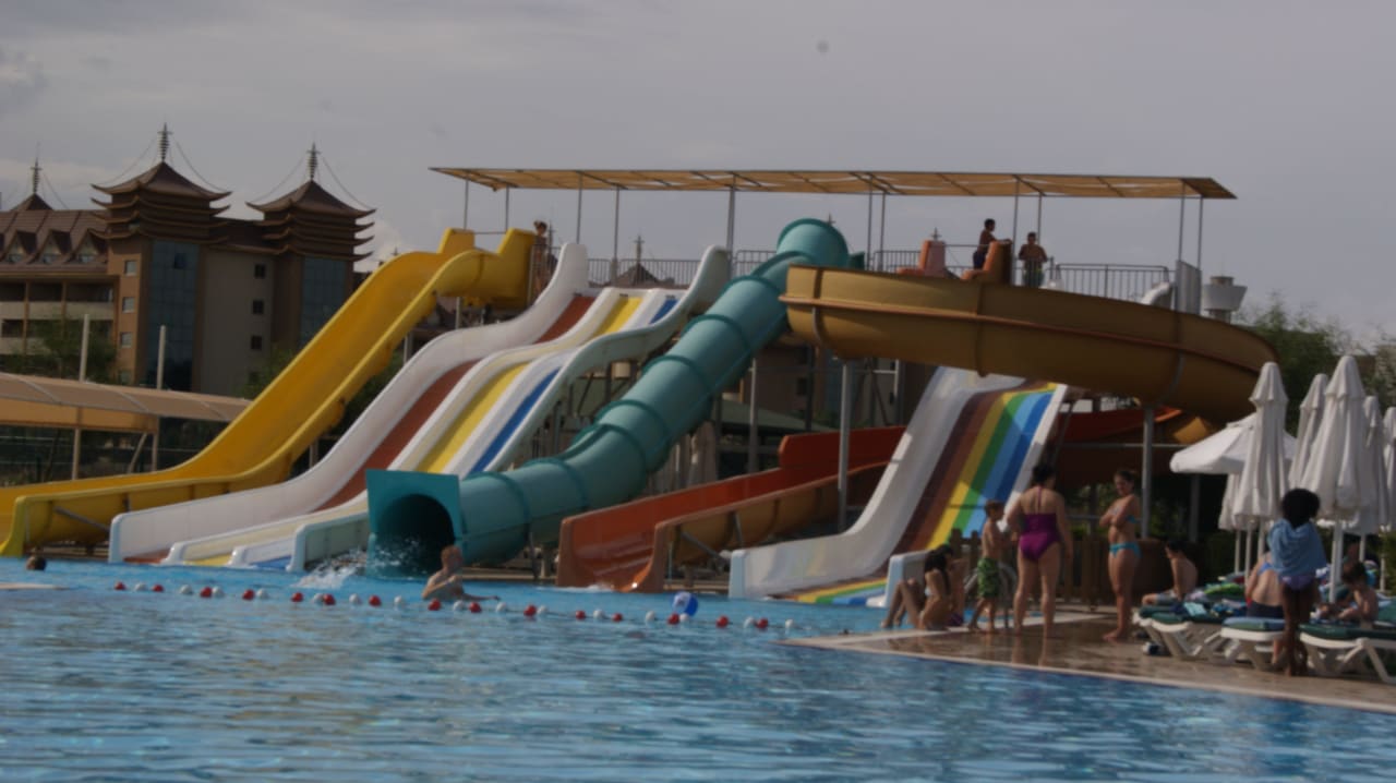 Einer von 3 Pool Anlagen... Calimera Hane Garden