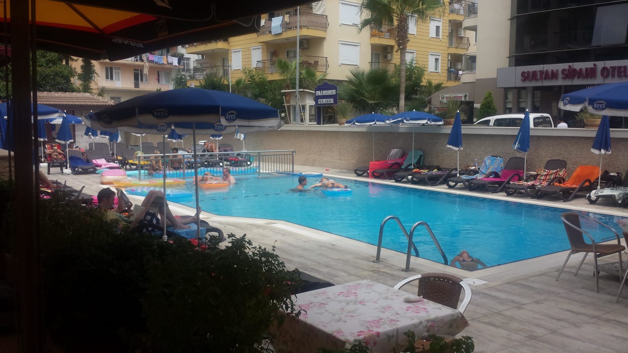Kleiner Pool Riviera Hotel & Spa