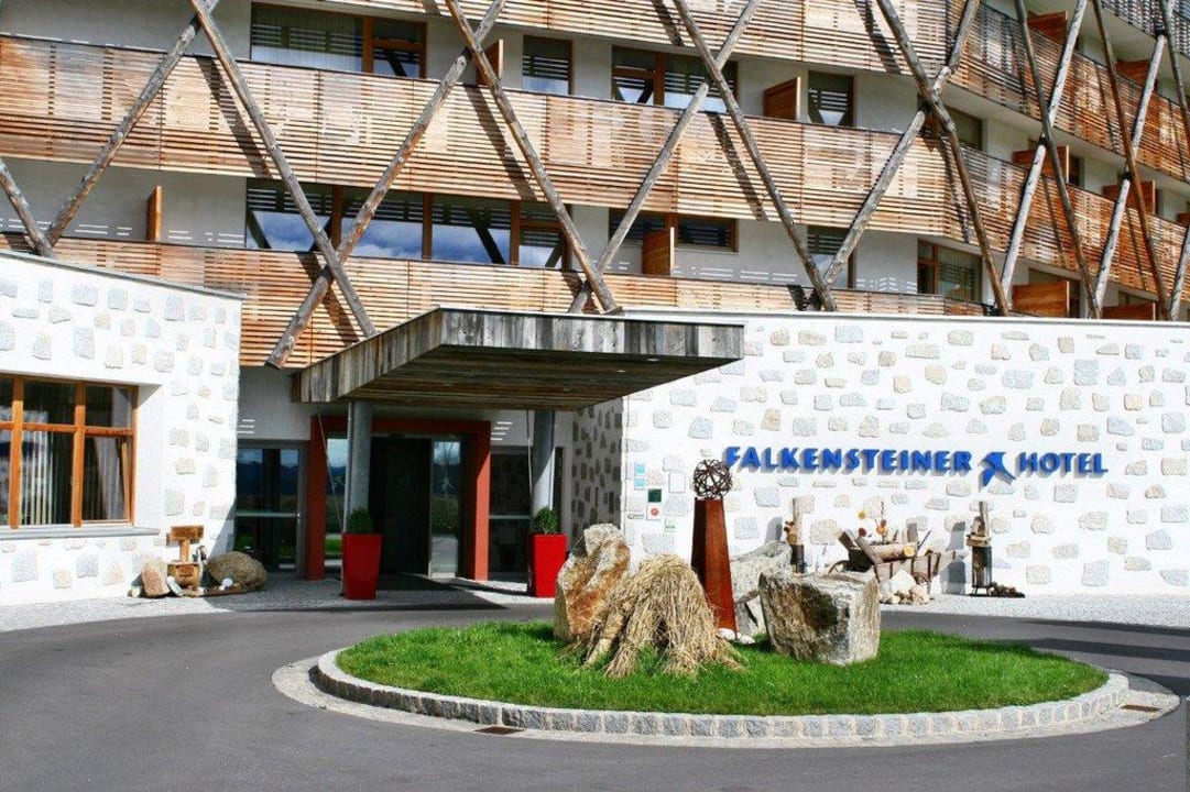 Außenansicht Falkensteiner Hotel Bad Leonfelden